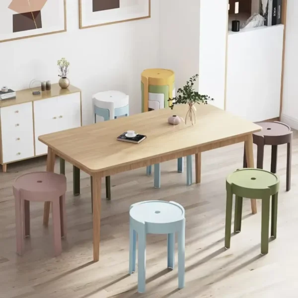 Stijlvolle Plastic Kruk